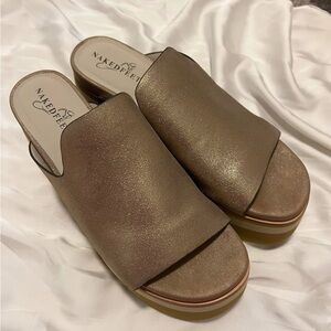 Naked Feet Gold Flows with Cushioned Platform NWOB